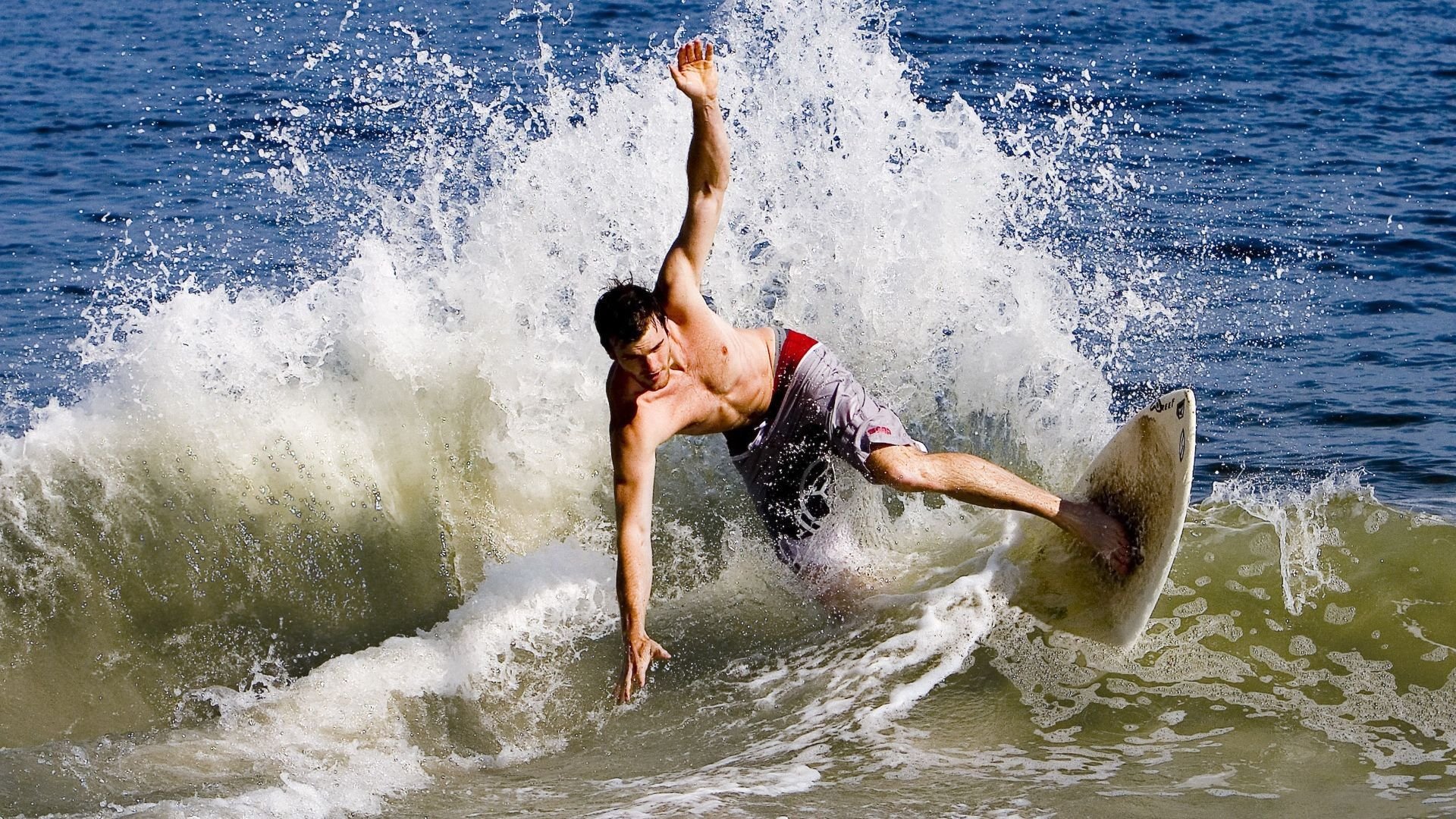 世界杯：社交媒体平台加强世界杯相关谣言审核 减少假新闻传播